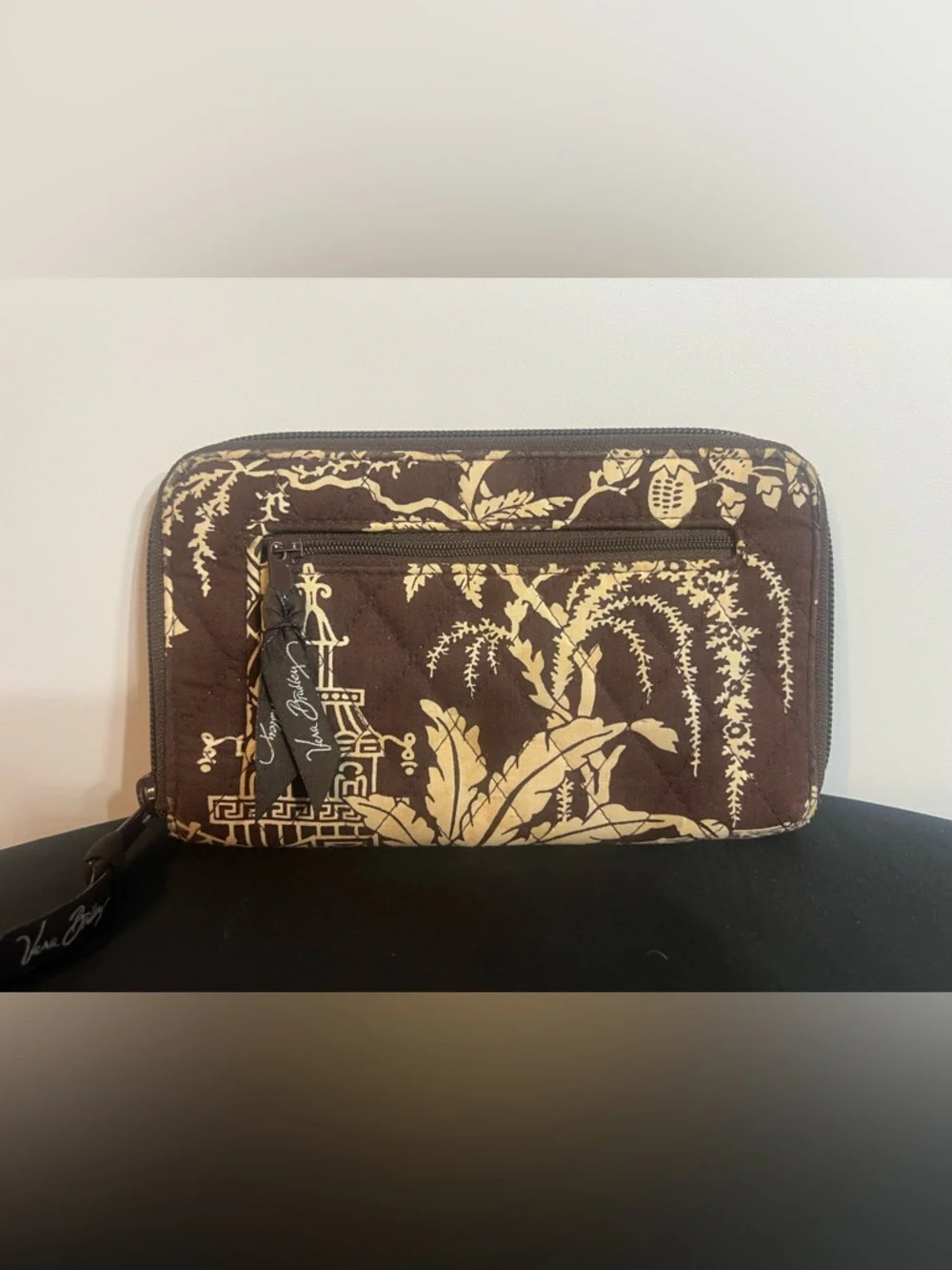 Vera Bradley Brown/Cream Zip Around Wallet in retired Imperial Pagoda Pattern - Picture 16 of 16